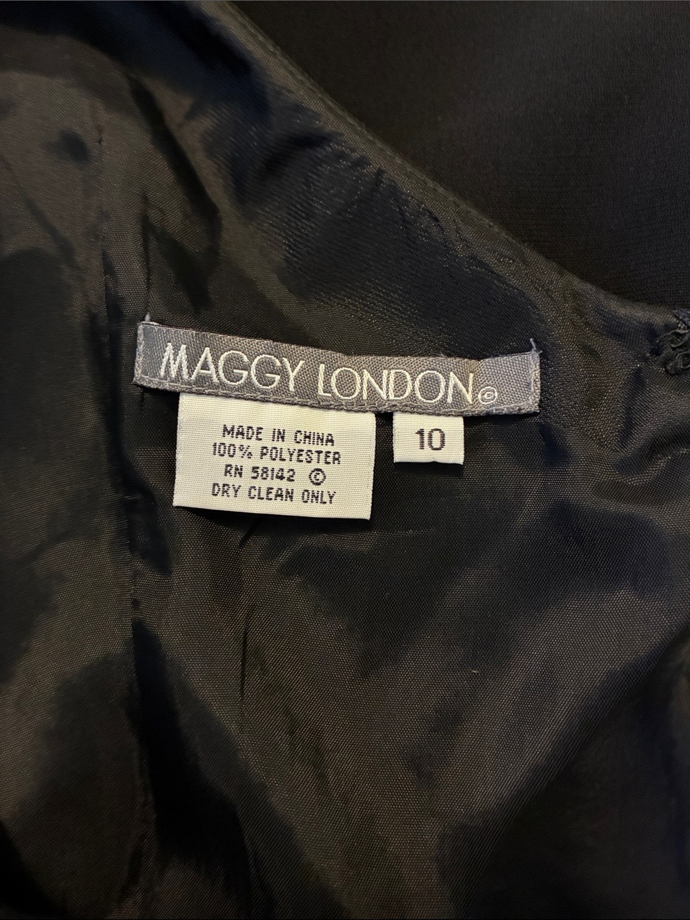 Vintage 90s Maggie London black and white embroidered dress, 10 - Picture 5 of 5